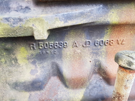 Renault Claas Ares Engine Block, Cylinder Head, Crankshaft Nut R505639, Jd6068vl - Двигун та запчастини: фото 3 Renault Claas Ares Engine Block, Cylinder Head, Crankshaft Nut R505639, Jd6068vl - Двигун та запчастини: фото 3