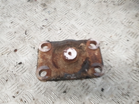 Same Antares Silver 100.6 Axle Support Pin Plate 0.146.4320.0/10 - Вісь та запчастини в категорії Трактори: фото 3 Same Antares Silver 100.6 Axle Support Pin Plate 0.146.4320.0/10 - Вісь та запчастини в категорії Трактори: фото 3