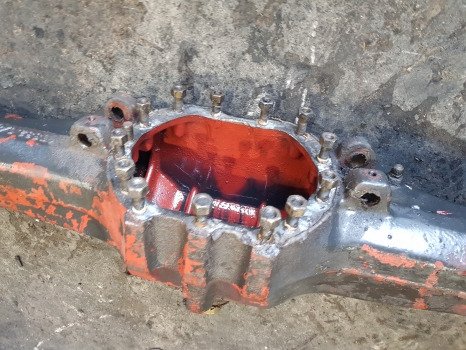 Same Dorado 85, 86, 60, 65 Front Axle Housing Beam 0.008.5332.0/90, 85332.0/80 - Передня вісь: фото 4 Same Dorado 85, 86, 60, 65 Front Axle Housing Beam 0.008.5332.0/90, 85332.0/80 - Передня вісь: фото 4