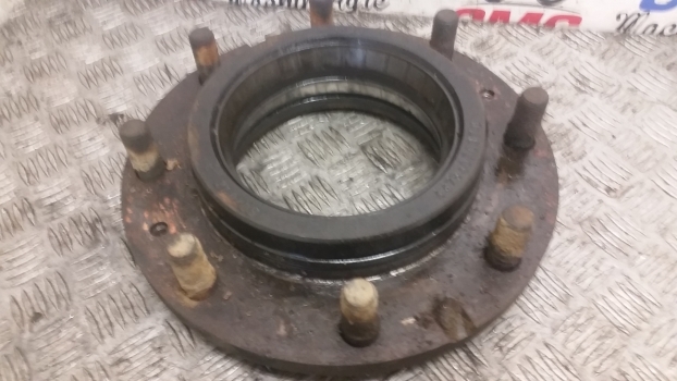 Same, Lamborghini Deutz Agrotron 150 Mk3 Front Axle Hub 04415114, 4475407037 - Маточина в категорії Трактори: фото 3 Same, Lamborghini Deutz Agrotron 150 Mk3 Front Axle Hub 04415114, 4475407037 - Маточина в категорії Трактори: фото 3