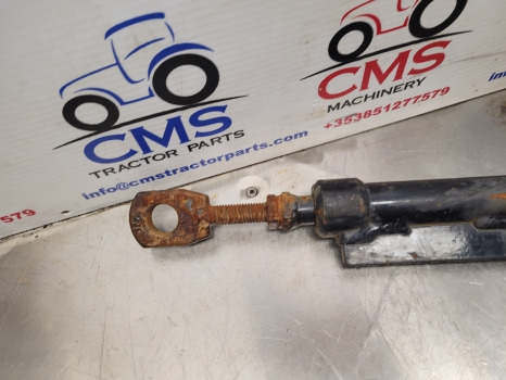 New Holland T6010 Delta, Ts100a, Case Mxu100 Pick Up Hitch Lift Rod 87309969 - Запчастини в категорії Трактори: фото 4 New Holland T6010 Delta, Ts100a, Case Mxu100 Pick Up Hitch Lift Rod 87309969 - Запчастини в категорії Трактори: фото 4