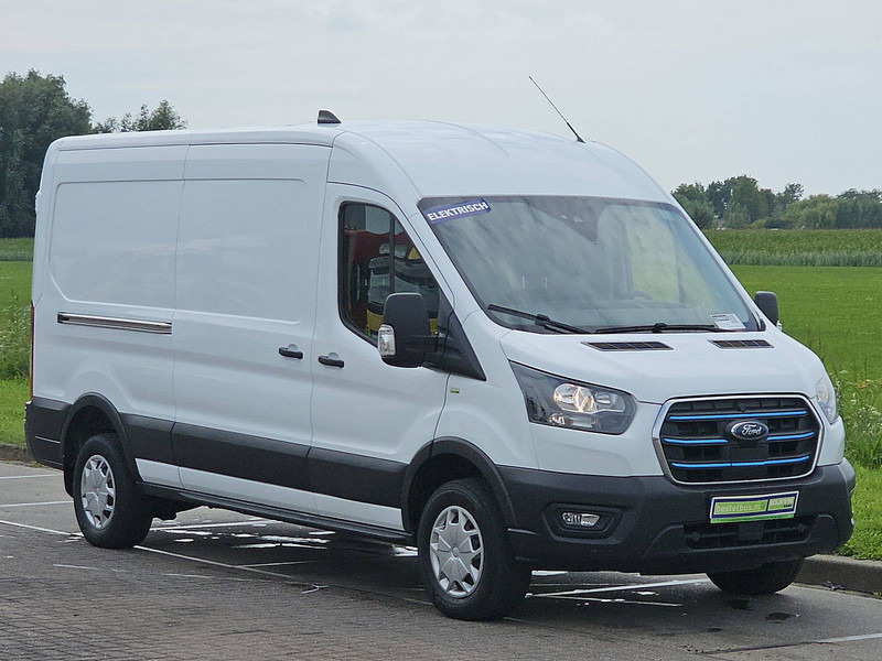 Ford E-Transit 68 Kwh elektrisch - Суцільнометалевий фургон, Електричний фургон: фото 4 Ford E-Transit 68 Kwh elektrisch - Суцільнометалевий фургон, Електричний фургон: фото 4
