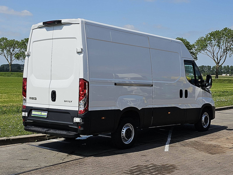 Iveco Daily 35S14 HI- MATIC L2H2 LED - Суцільнометалевий фургон: фото 3 Iveco Daily 35S14 HI- MATIC L2H2 LED - Суцільнометалевий фургон: фото 3
