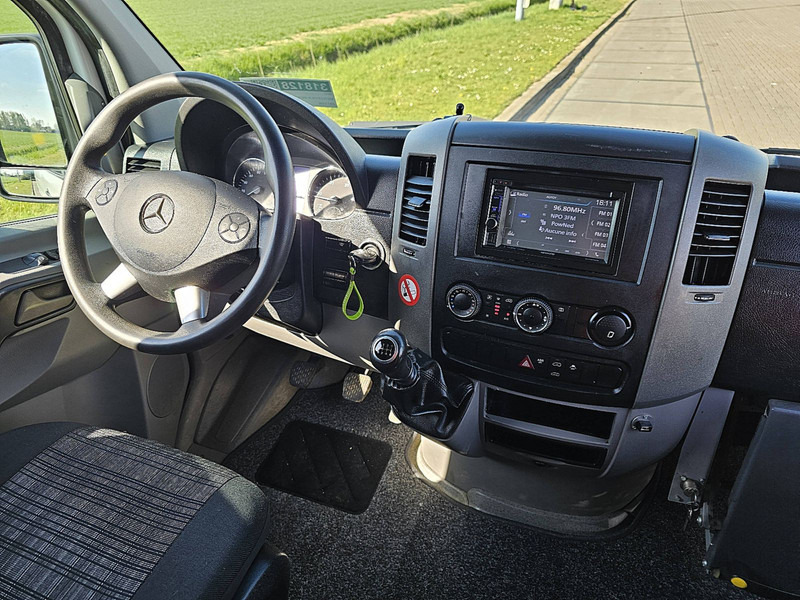 Interior photo 2: Суцільнометалевий фургон Mercedes-Benz Sprinter 316 L2H2 3.5T-Trekhaak!