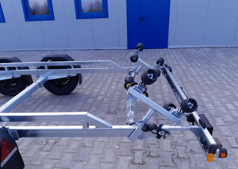 BRENDERUP 242500 TB SR | 2500 kg / 720 x 220 cm - Причіп для човна: фото 5 BRENDERUP 242500 TB SR | 2500 kg / 720 x 220 cm - Причіп для човна: фото 5