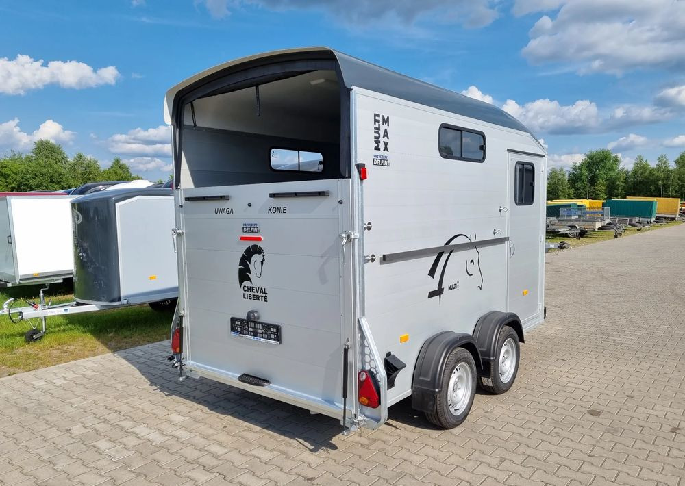 Cheval Liberte Multimax przyczepa na dwa konie | duża siodlarnia | drzwi boczne | 2600 kg DMC | 380×181 cm | ALUMINIOWA | Debon | dostawa | mocna i solidna | - Причіп коневоз: фото 4 Cheval Liberte Multimax przyczepa na dwa konie | duża siodlarnia | drzwi boczne | 2600 kg DMC | 380×181 cm | ALUMINIOWA | Debon | dostawa | mocna i solidna | - Причіп коневоз: фото 4