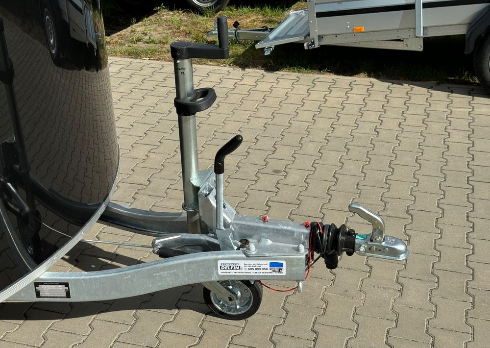 DEBON Debon C400 ALU + drzwi boczne | 315x164 cm | DMC 750 - 1300 kg - Закритий кузов причіп: фото 5 DEBON Debon C400 ALU + drzwi boczne | 315x164 cm | DMC 750 - 1300 kg - Закритий кузов причіп: фото 5