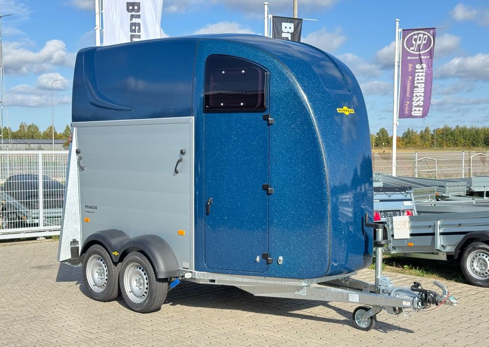 HUMBAUR Humbaur Pegasus 2400 | siodlarnia, DMC 2400kg, przyczepa do przewozu 2 koni - Причіп коневоз: фото 1 HUMBAUR Humbaur Pegasus 2400 | siodlarnia, DMC 2400kg, przyczepa do przewozu 2 koni - Причіп коневоз: фото 1