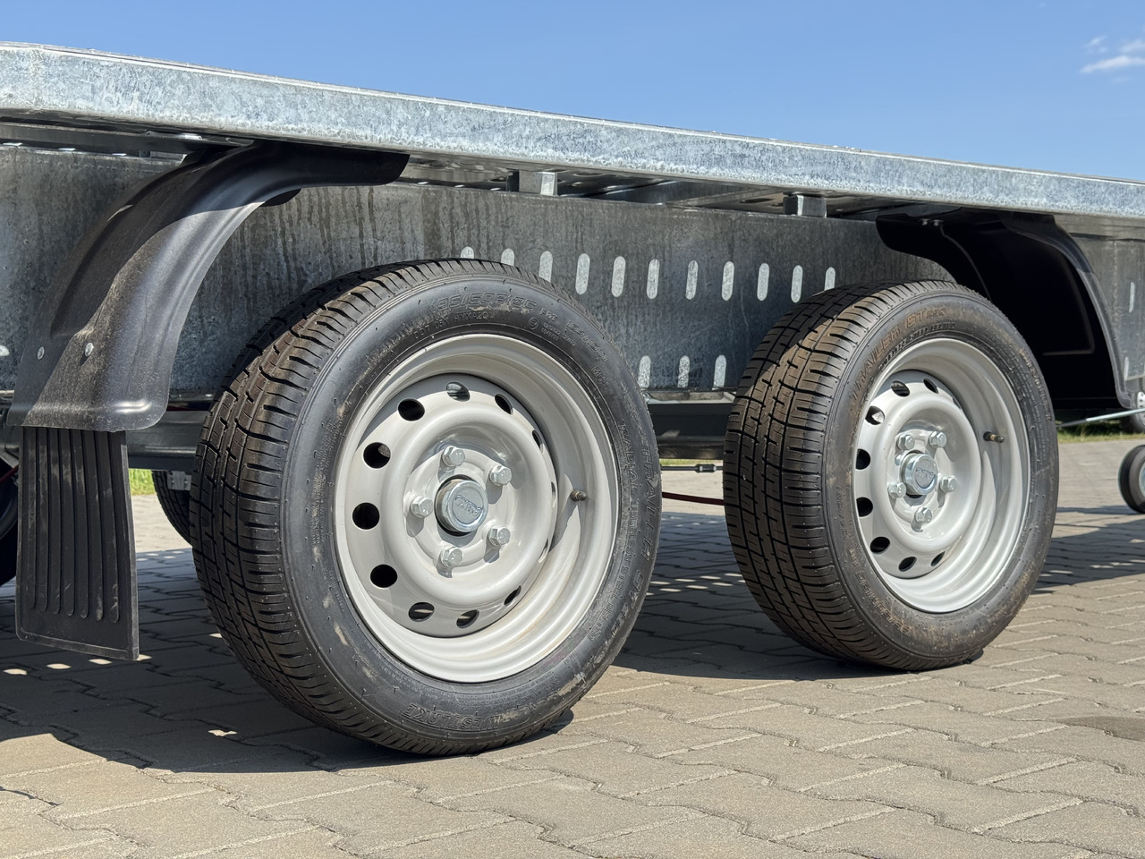 NIEWIADÓW Jupiter 4.5 - 450 x 210 cm / 2700 kg - Автовоз причіп: фото 3 NIEWIADÓW Jupiter 4.5 - 450 x 210 cm / 2700 kg - Автовоз причіп: фото 3