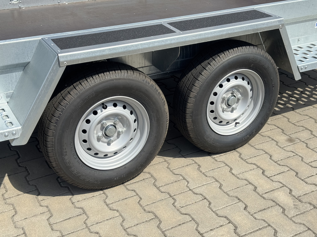 ZASŁAW MK350TH - Причіп для перевезення спецтехніки: фото 5 ZASŁAW MK350TH - Причіп для перевезення спецтехніки: фото 5