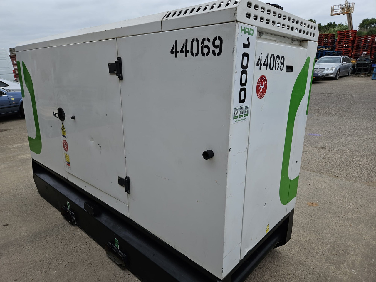 HGI 100KVA PERKINS GENERATOR DIESEL SILENT RENTAL SPECIFICATION HGI 100KVA PERKINS GENERATOR DIESEL SILENT RENTAL SPECIFICATION - Електричний генератор: фото 5 HGI 100KVA PERKINS GENERATOR DIESEL SILENT RENTAL SPECIFICATION HGI 100KVA PERKINS GENERATOR DIESEL SILENT RENTAL SPECIFICATION - Електричний генератор: фото 5