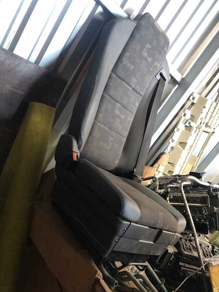 Foteli siedzenia komplet Mercedes Actros nowe - Сидіння в категорії Вантажівки: фото 4 Foteli siedzenia komplet Mercedes Actros nowe - Сидіння в категорії Вантажівки: фото 4