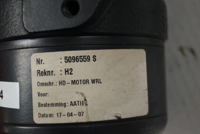 Jungheinrich 26906940 | Stuur motor Steering motor WRL reachtruck till year 2003 Stuur motor Steering motor WRL reachtruck till year 2003 - Гідравлічний мотор в категорії Вантажно-розвантажувальна техніка: фото 3 Jungheinrich 26906940 | Stuur motor Steering motor WRL reachtruck till year 2003 Stuur motor Steering motor WRL reachtruck till year 2003 - Гідравлічний мотор в категорії Вантажно-розвантажувальна техніка: фото 3
