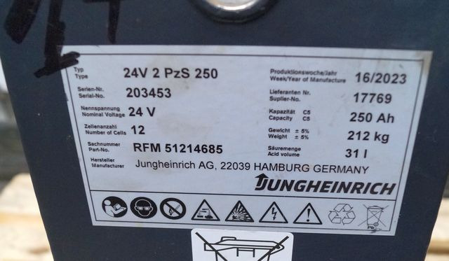 Jungheinrich unknown | Battery 24 2PZS250 year 2022 weight 212 kg sn. 203453 out - Аккумулятор в категорії Вантажно-розвантажувальна техніка: фото 3 Jungheinrich unknown | Battery 24 2PZS250 year 2022 weight 212 kg sn. 203453 out - Аккумулятор в категорії Вантажно-розвантажувальна техніка: фото 3