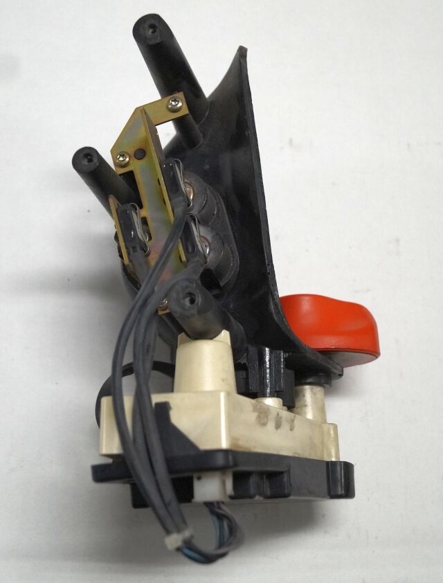 Linde 1443605100 | Rijschakelaar Control handle Control module - Електрична система в категорії Вантажно-розвантажувальна техніка: фото 3 Linde 1443605100 | Rijschakelaar Control handle Control module - Електрична система в категорії Вантажно-розвантажувальна техніка: фото 3