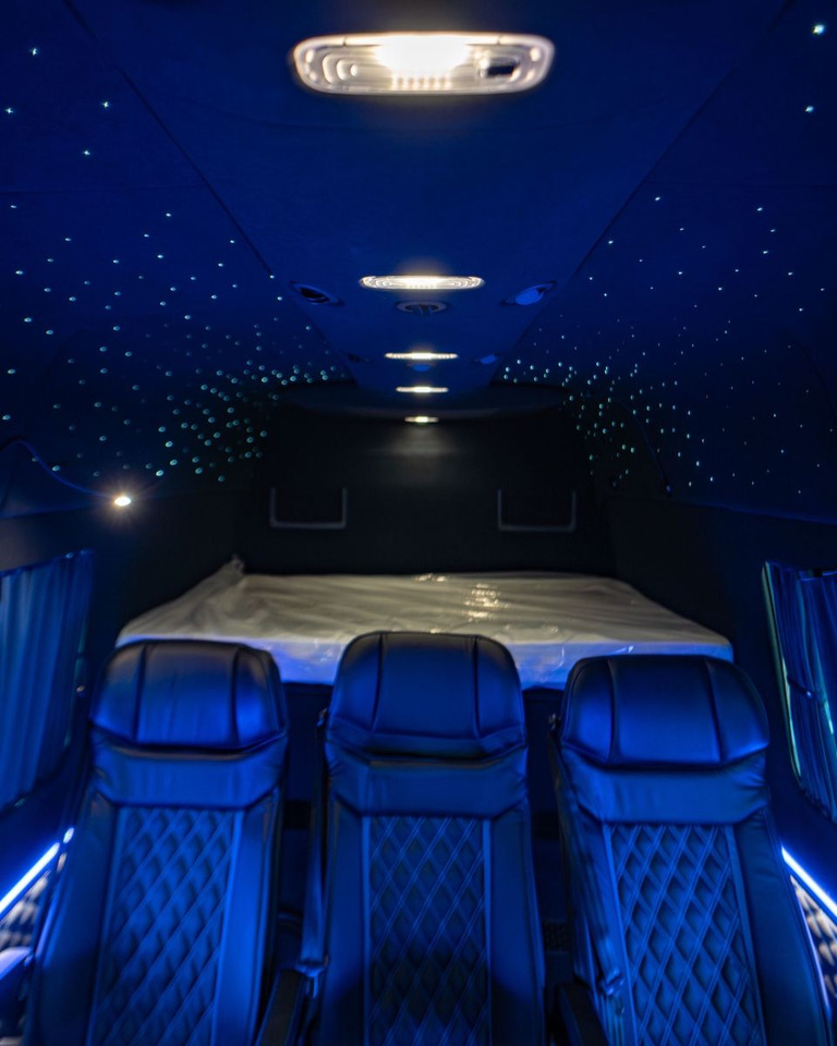 Mercedes-Benz Sprinter 319 VIP Van/ Sleeping Area/ Ski Holders в лізинг Mercedes-Benz Sprinter 319 VIP Van/ Sleeping Area/ Ski Holders: фото 19
