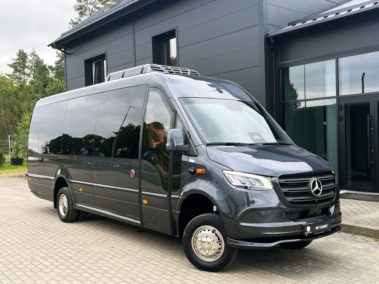 Mercedes-Benz Sprinter 519 AWD 4x4 TOURIST / 21 to 24 Seats - Мікроавтобус, Пасажирський фургон: фото 1 Mercedes-Benz Sprinter 519 AWD 4x4 TOURIST / 21 to 24 Seats - Мікроавтобус, Пасажирський фургон: фото 1