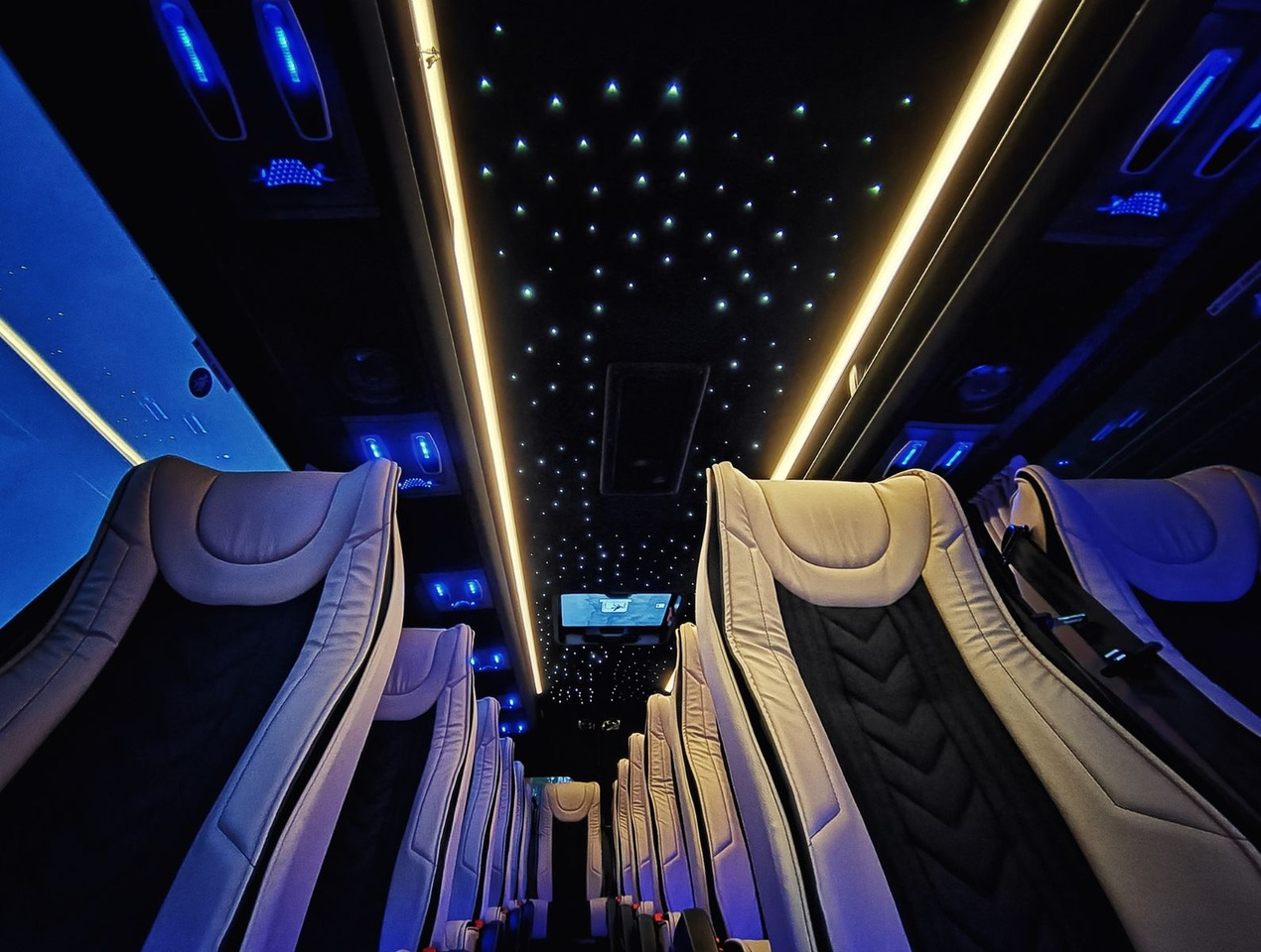 Mercedes-Benz Sprinter 519 XL /19+1+1/Luxury Bus /Coming Soon! Mercedes-Benz Sprinter 519 XL /19+1+1/Luxury /Panorama Windows - Мікроавтобус, Пасажирський фургон: фото 1 Mercedes-Benz Sprinter 519 XL /19+1+1/Luxury Bus /Coming Soon! Mercedes-Benz Sprinter 519 XL /19+1+1/Luxury /Panorama Windows - Мікроавтобус, Пасажирський фургон: фото 1