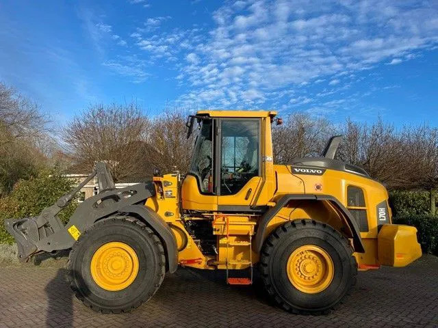 Volvo L70 H - Колісний навантажувач: фото 1 Volvo L70 H - Колісний навантажувач: фото 1