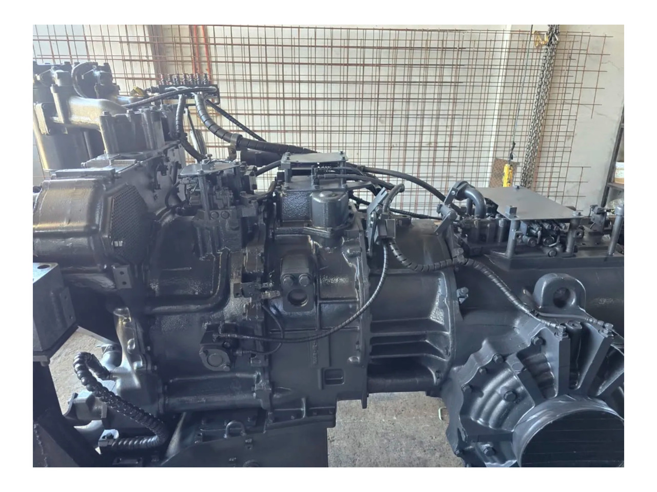 KOMATSU POWER TRAIN ASSY 195-22-80050 / 195-13-81100 / 195-15-81000 - Трансмісія в категорії Бульдозери: фото 2 KOMATSU POWER TRAIN ASSY 195-22-80050 / 195-13-81100 / 195-15-81000 - Трансмісія в категорії Бульдозери: фото 2