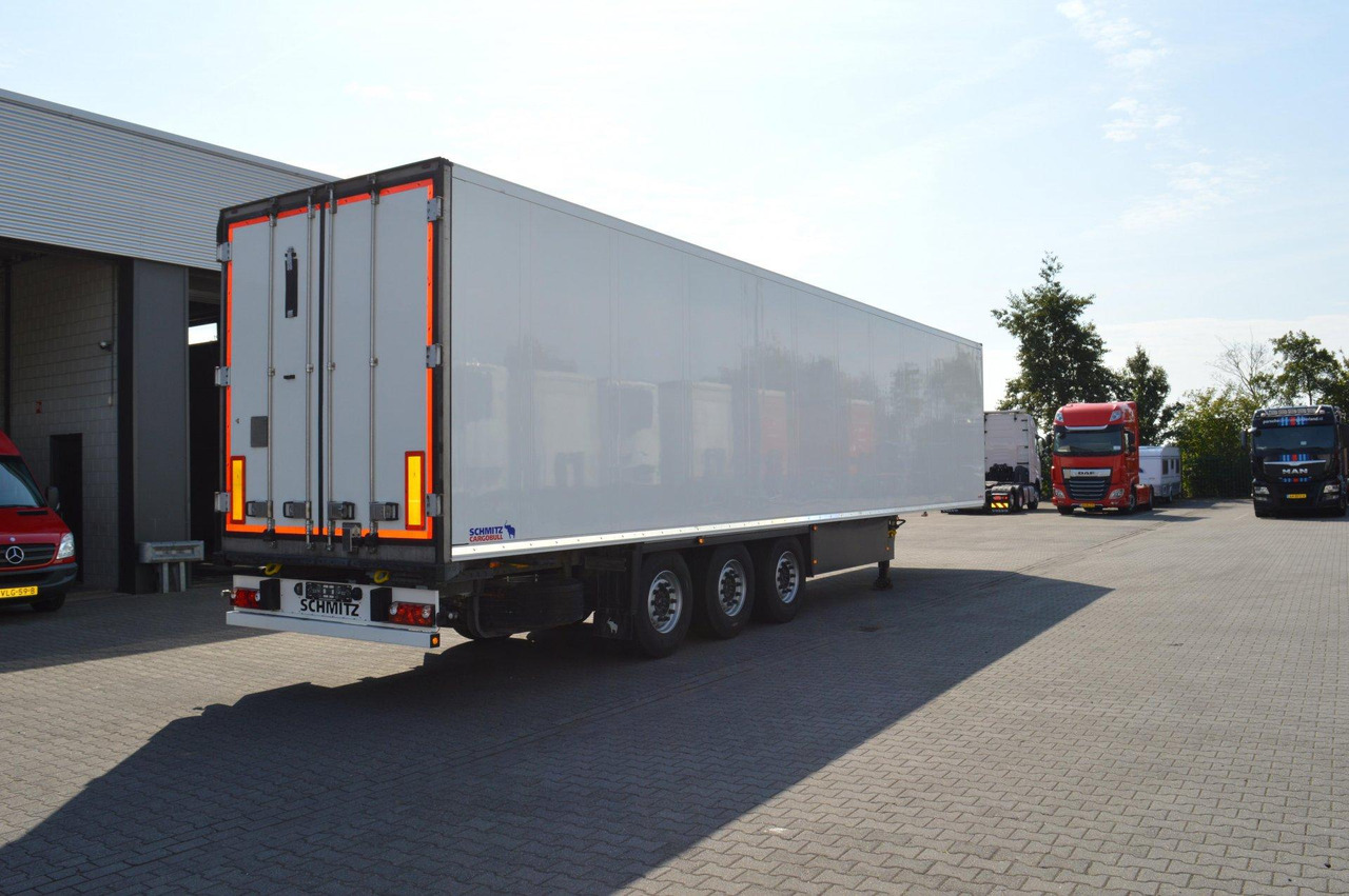 Schmitz Cargobull SKO Double Deck FP 60 ThermoKing SLXi 300 Lifting Axle - Рефрижератор напівпричіп: фото 4 Schmitz Cargobull SKO Double Deck FP 60 ThermoKing SLXi 300 Lifting Axle - Рефрижератор напівпричіп: фото 4