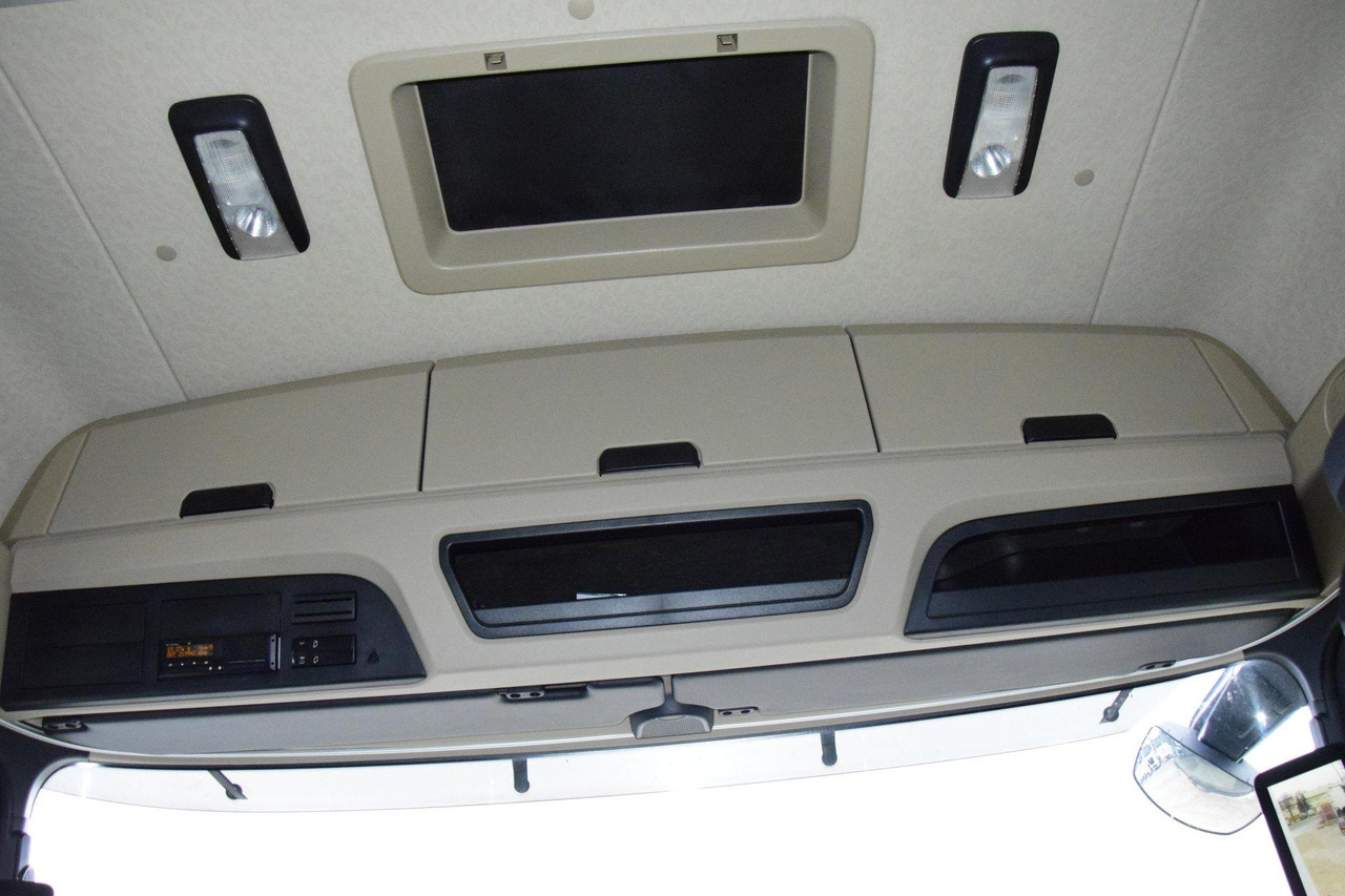 Тягач Mercedes-Benz Actros 5 1845 BigSpace: фото 14
