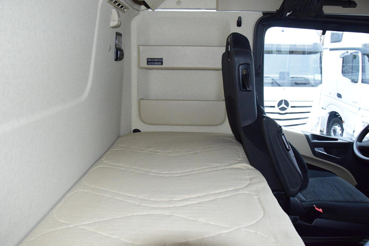 Тягач Mercedes-Benz Actros 5 1845 BigSpace: фото 12