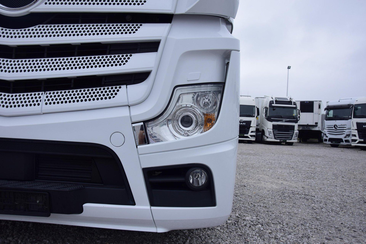 Тягач Mercedes-Benz Actros 5 1845 BigSpace: фото 7