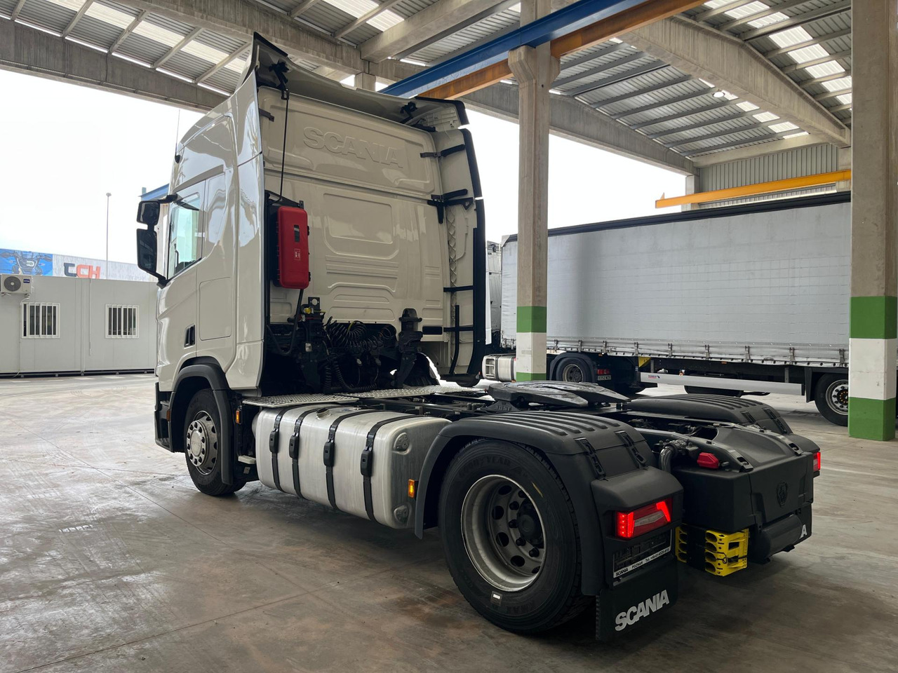 Scania R450 CR20H Retarder - Тягач: фото 4 Scania R450 CR20H Retarder - Тягач: фото 4