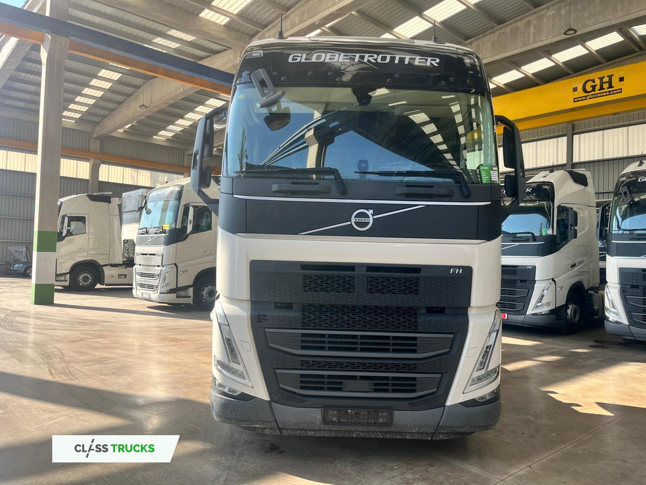 Volvo FH 460 Globetrotter XL Varios, i-Save I-ParkCool - Тягач: фото 2 Volvo FH 460 Globetrotter XL Varios, i-Save I-ParkCool - Тягач: фото 2