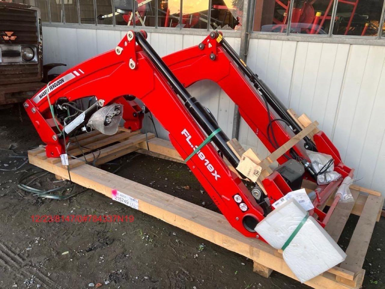 ALÖ X5SDME / MF FL3919X - Фронтальний навантажувач для трактора: фото 1 ALÖ X5SDME / MF FL3919X - Фронтальний навантажувач для трактора: фото 1