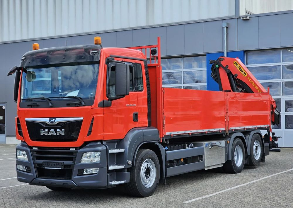 MAN MAN TGS 26.430 | Skrzynia + HDS Palfinger PK 22002 |6-krotne hydrauliczne przedłużenia | PILOT | Pneumatyka | - Бортова вантажівка/ Платформа, Вантажівка з маніпулятором: фото 1 MAN MAN TGS 26.430 | Skrzynia + HDS Palfinger PK 22002 |6-krotne hydrauliczne przedłużenia | PILOT | Pneumatyka | - Бортова вантажівка/ Платформа, Вантажівка з маніпулятором: фото 1