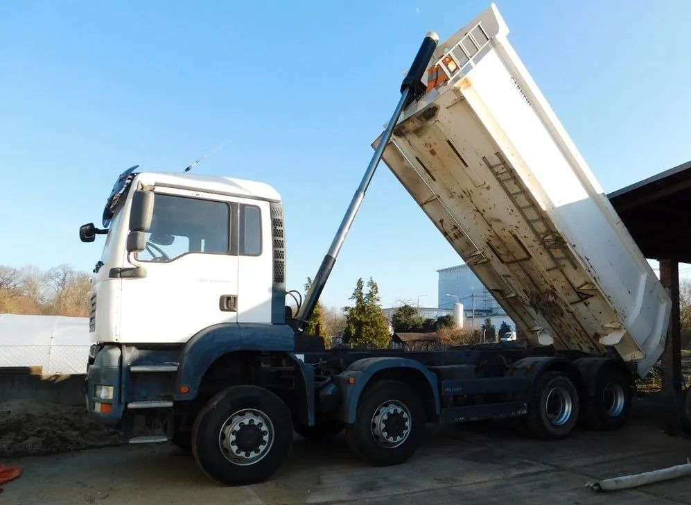 MAN TGA 35.440 8x6 | Carnehl HARDOX | Wywrotka | Euro 4 | Manual - Самоскид вантажівка: фото 2 MAN TGA 35.440 8x6 | Carnehl HARDOX | Wywrotka | Euro 4 | Manual - Самоскид вантажівка: фото 2