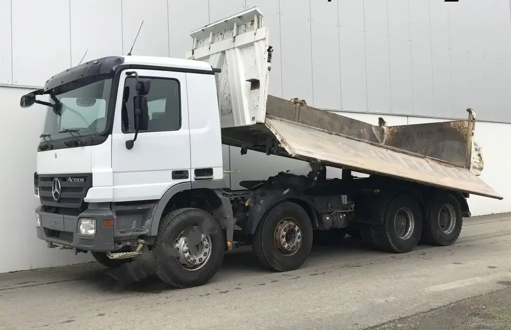 Mercedes-Benz Actros 4141 K 8x4 • 3-stronny wywrot • Bordmatik • Tempomat •Euro4 - Самоскид вантажівка: фото 4 Mercedes-Benz Actros 4141 K 8x4 • 3-stronny wywrot • Bordmatik • Tempomat •Euro4 - Самоскид вантажівка: фото 4