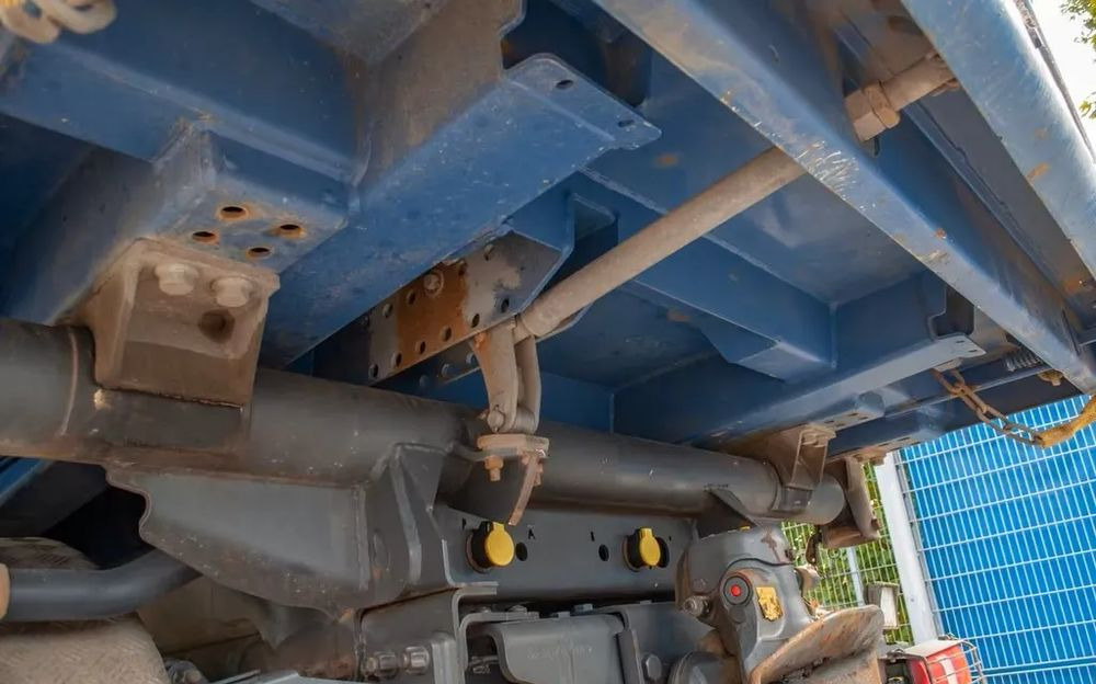 Mercedes-Benz Arocs 2652 6x4 – Wywrotka trójstronna Meiller z Bordmatik (Euro 6) - Самоскид вантажівка: фото 4 Mercedes-Benz Arocs 2652 6x4 – Wywrotka trójstronna Meiller z Bordmatik (Euro 6) - Самоскид вантажівка: фото 4