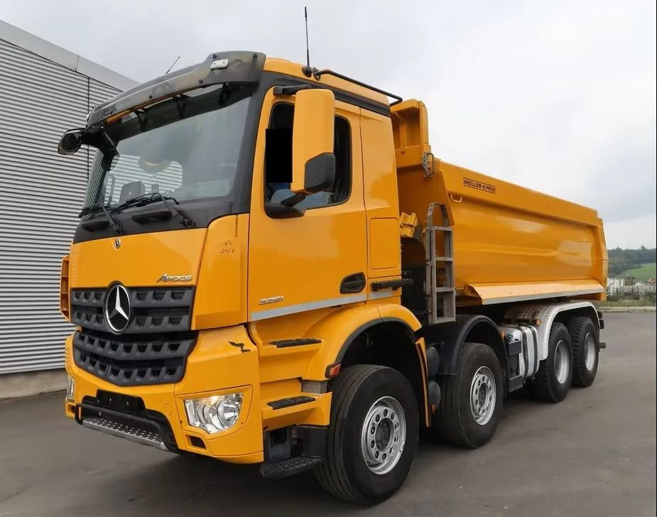 Mercedes-Benz Arocs 3251 / 8x4 / Wywrotka Meiller 3- stronna /  Euro 6d / Przebieg: 215 600 km - Самоскид вантажівка: фото 1 Mercedes-Benz Arocs 3251 / 8x4 / Wywrotka Meiller 3- stronna /  Euro 6d / Przebieg: 215 600 km - Самоскид вантажівка: фото 1