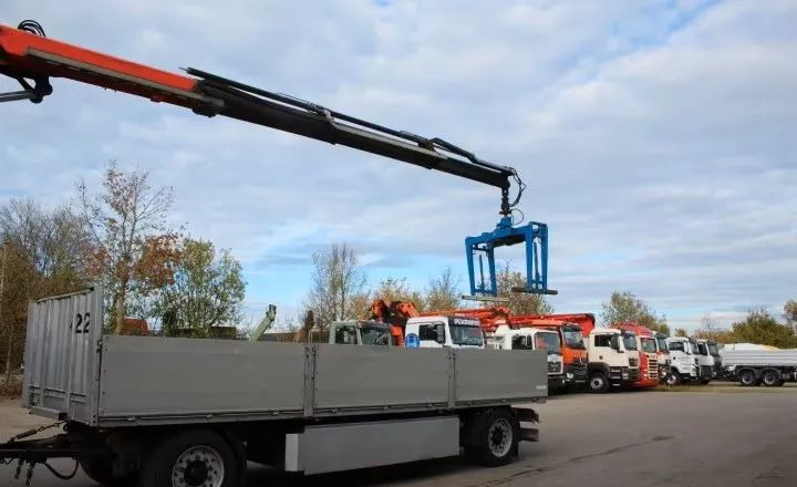 Бортова вантажівка/ Платформа, Вантажівка з маніпулятором Volvo FH500 6x2 | Platforma z HDS  Fassi F215A7 - Sterowanie radiowe | Euro 6 | Automatyczna skrzynia | 390 000 km: фото 10