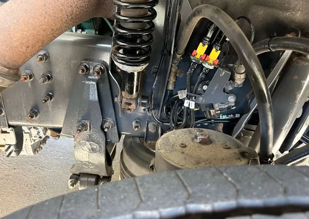 Volvo FM420 6x2 | HDS Atlas AK 186-3 z przestrzenią ładunkową | Euro6 |238 000 km - Бортова вантажівка/ Платформа, Вантажівка з маніпулятором: фото 5 Volvo FM420 6x2 | HDS Atlas AK 186-3 z przestrzenią ładunkową | Euro6 |238 000 km - Бортова вантажівка/ Платформа, Вантажівка з маніпулятором: фото 5