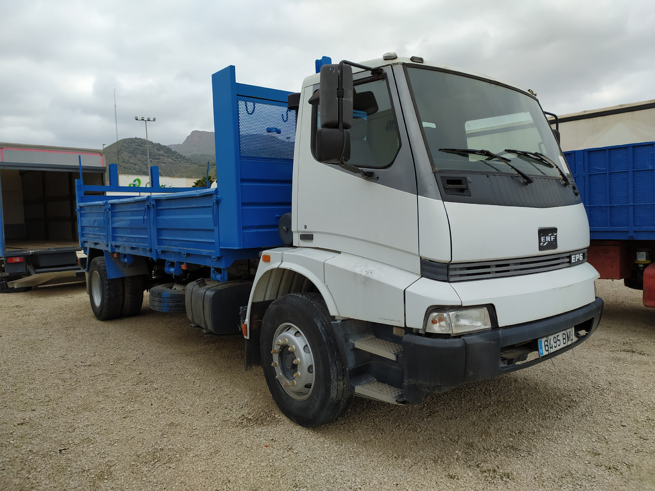 ERF EP6 CAJA ABIERTA - Бортова вантажівка/ Платформа: фото 3 ERF EP6 CAJA ABIERTA - Бортова вантажівка/ Платформа: фото 3