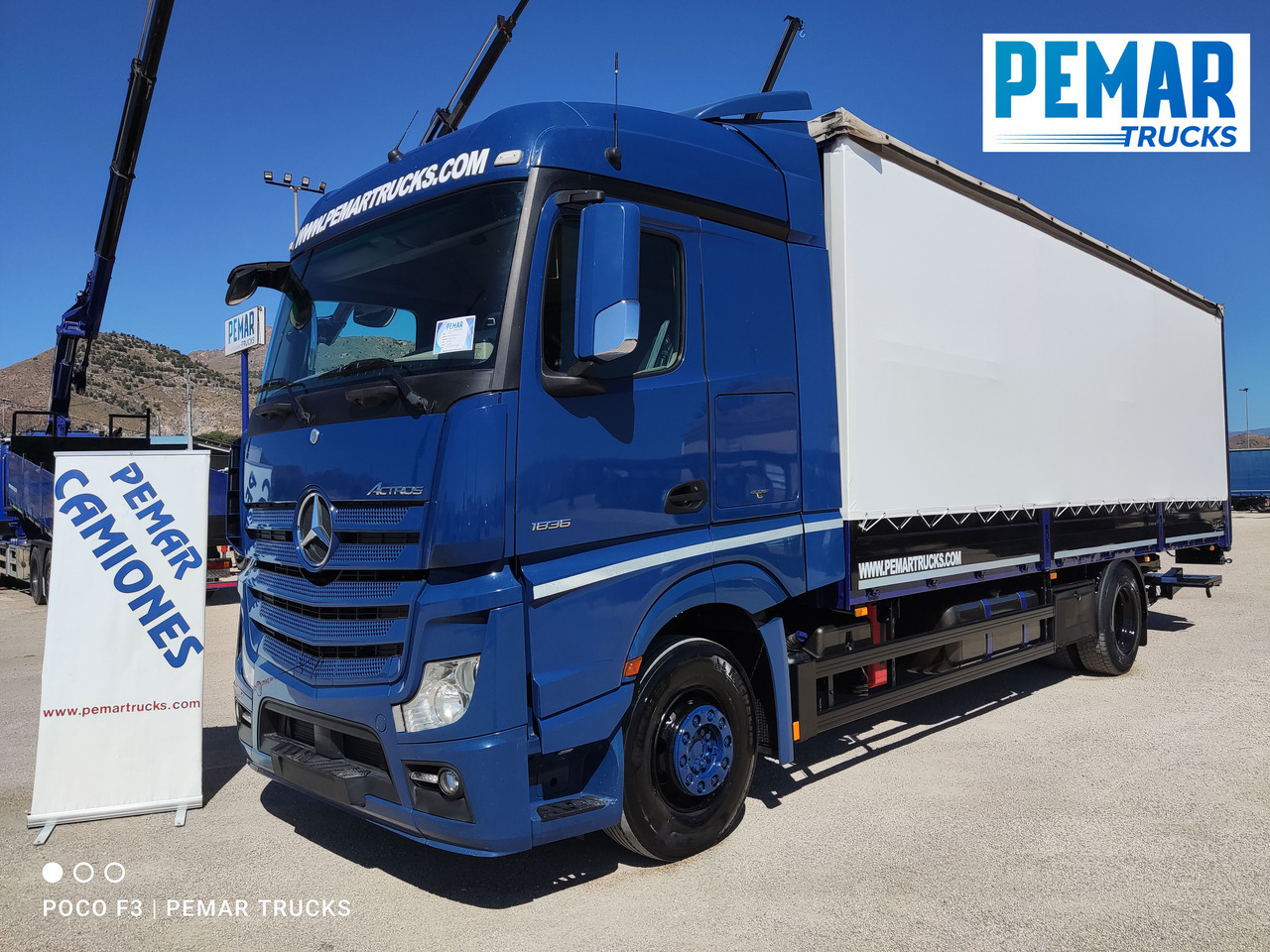 MERCEDES-BENZ ACTROS 1836 SEMITAUTLINER 18T - Тентована вантажівка: фото 1 MERCEDES-BENZ ACTROS 1836 SEMITAUTLINER 18T - Тентована вантажівка: фото 1