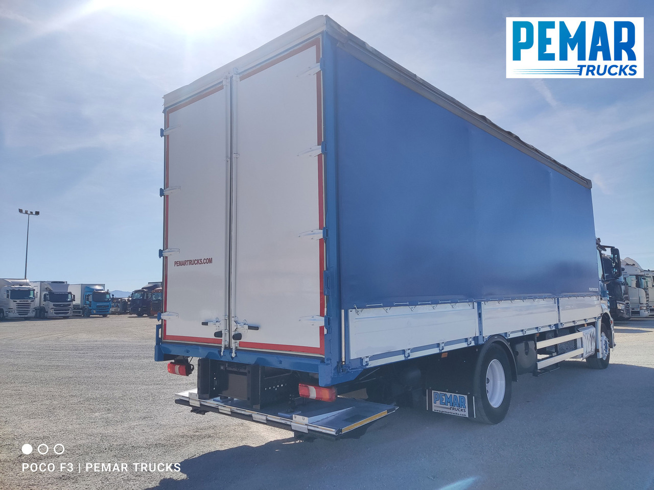 MERCEDES-BENZ ANTOS 1827 SEMITAUTLINER RETARDER - Тентована вантажівка: фото 5 MERCEDES-BENZ ANTOS 1827 SEMITAUTLINER RETARDER - Тентована вантажівка: фото 5