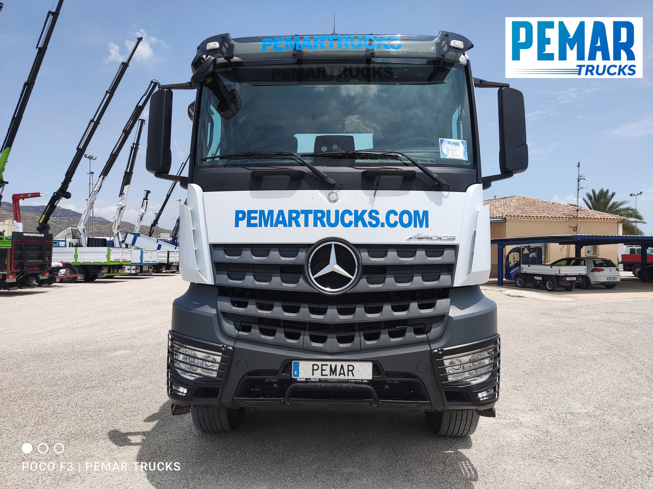 MERCEDES-BENZ AROCS 1845 PORTACONTENEDOR CADENAS - Скіповий навантажувач вантажівка: фото 3 MERCEDES-BENZ AROCS 1845 PORTACONTENEDOR CADENAS - Скіповий навантажувач вантажівка: фото 3