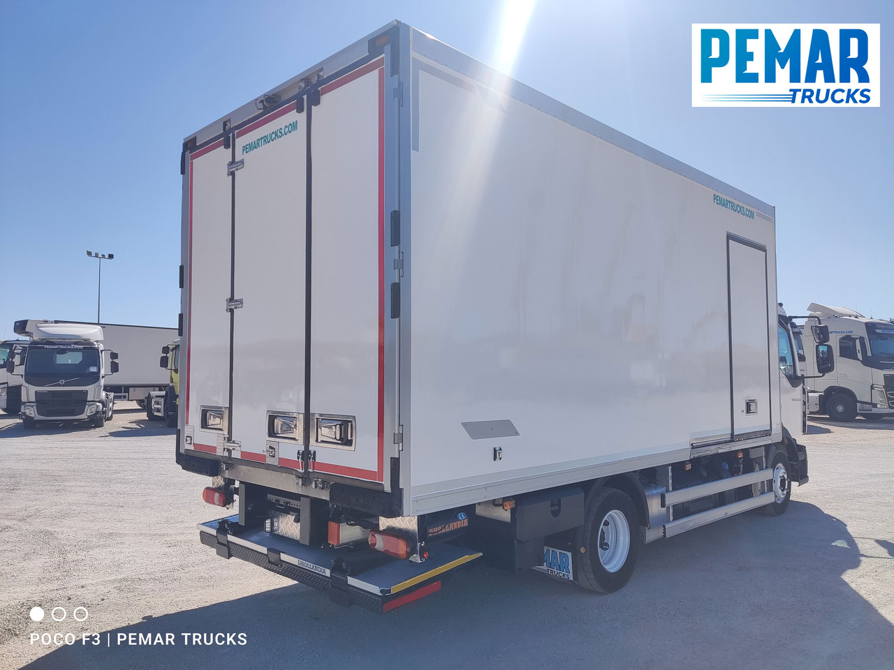 RENAULT D12 210 FRIGORIFICO 12T EURO 6 - Рефрижератор вантажівка: фото 5 RENAULT D12 210 FRIGORIFICO 12T EURO 6 - Рефрижератор вантажівка: фото 5