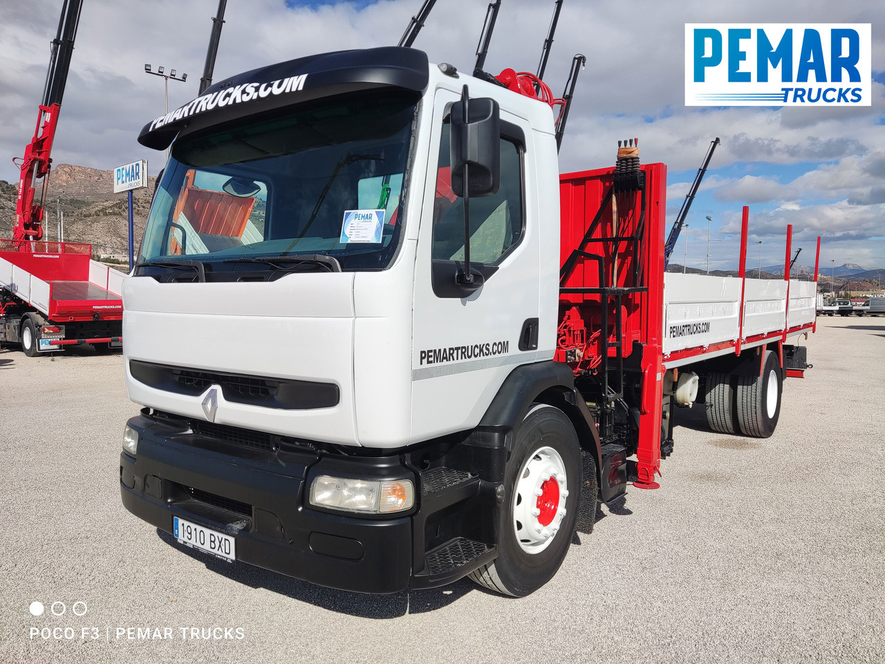 RENAULT PREMIUM 270 DCI GRUA CAJA FIJA - Вантажівка з маніпулятором: фото 2 RENAULT PREMIUM 270 DCI GRUA CAJA FIJA - Вантажівка з маніпулятором: фото 2