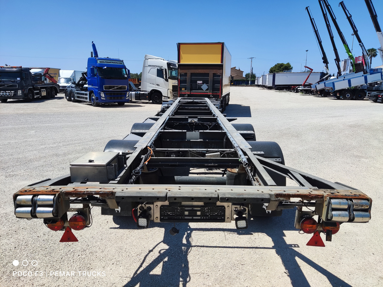 SCHMITZ CARGOBULL KO36 CHASIS MEGATRAILER 4 ejes - Шасі причіп: фото 4 SCHMITZ CARGOBULL KO36 CHASIS MEGATRAILER 4 ejes - Шасі причіп: фото 4