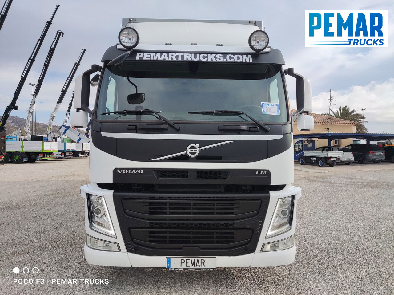 VOLVO FM 330 4X2 FRIGORIFICO 18T EURO 6 - Рефрижератор вантажівка: фото 2 VOLVO FM 330 4X2 FRIGORIFICO 18T EURO 6 - Рефрижератор вантажівка: фото 2