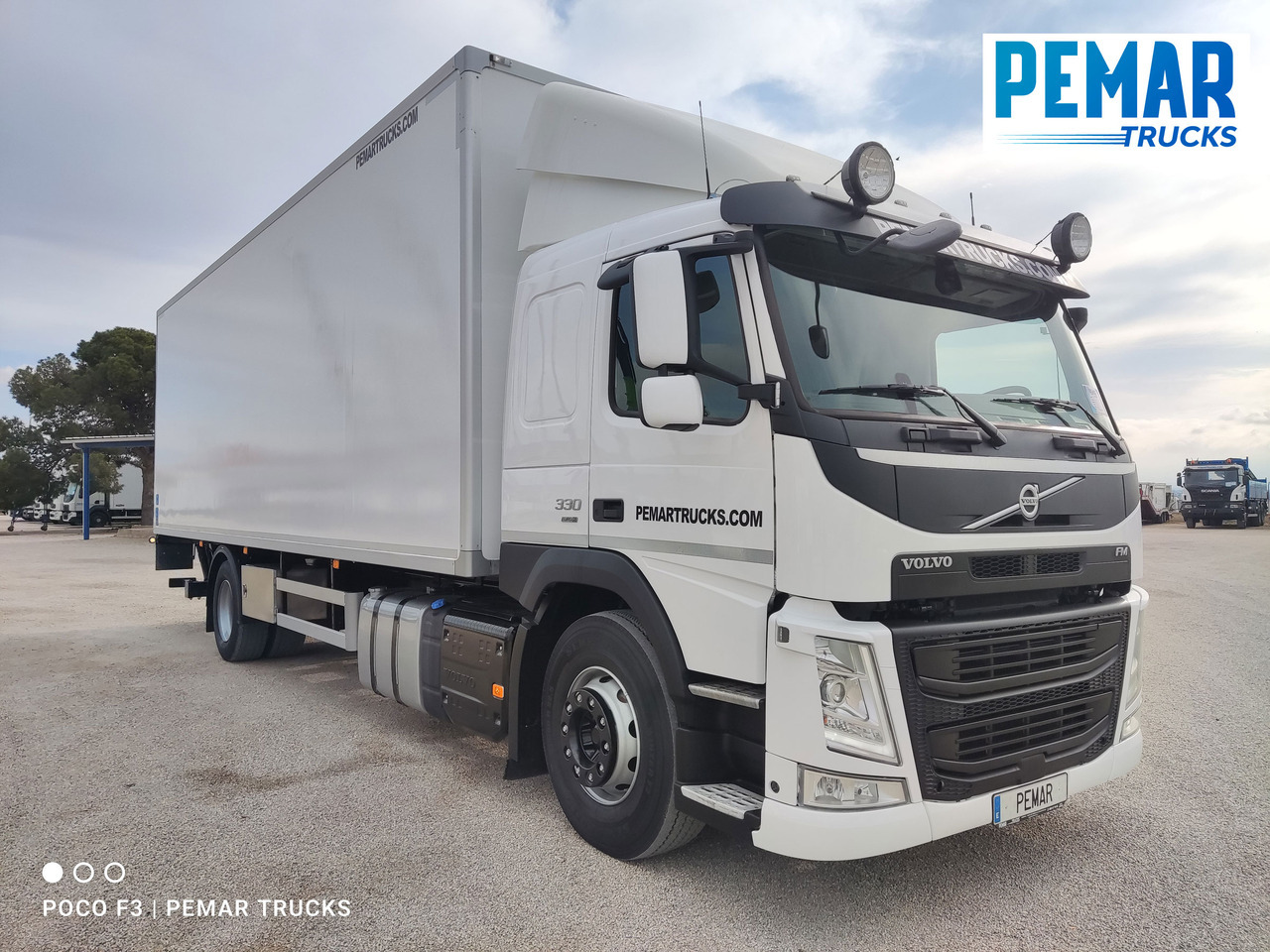 VOLVO FM 330 4X2 FRIGORIFICO 18T EURO 6 - Рефрижератор вантажівка: фото 3 VOLVO FM 330 4X2 FRIGORIFICO 18T EURO 6 - Рефрижератор вантажівка: фото 3