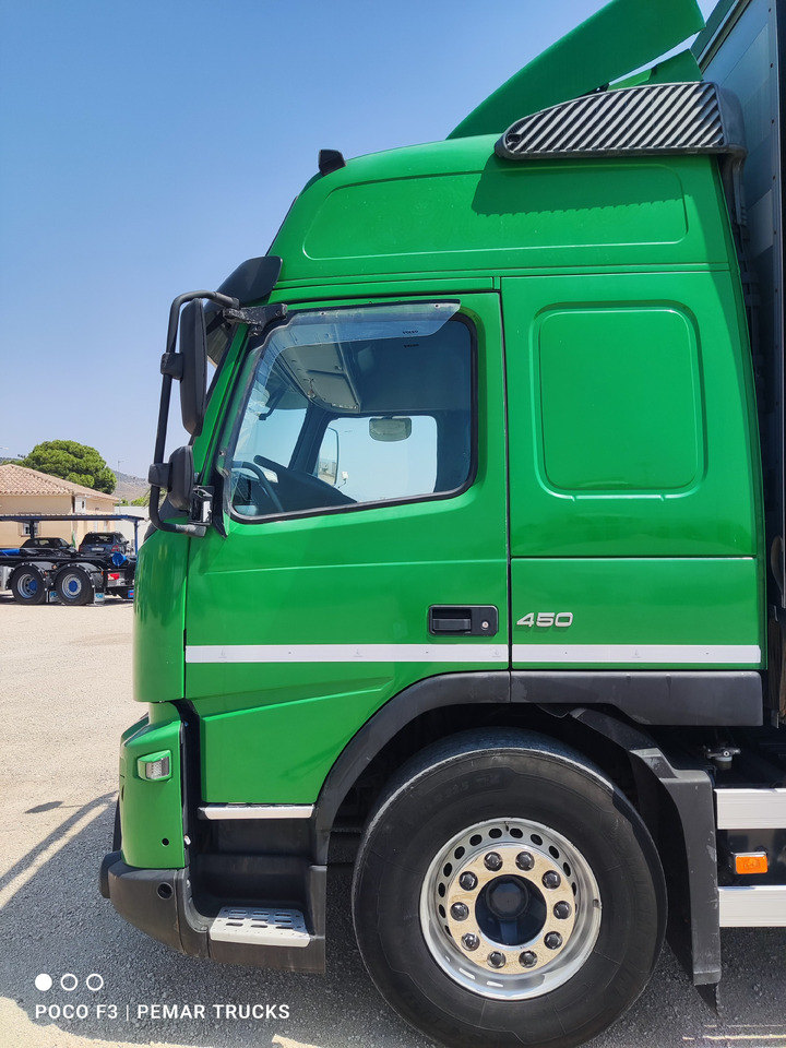 VOLVO FMX 450 - Кабіна в категорії Вантажівки: фото 4 VOLVO FMX 450 - Кабіна в категорії Вантажівки: фото 4
