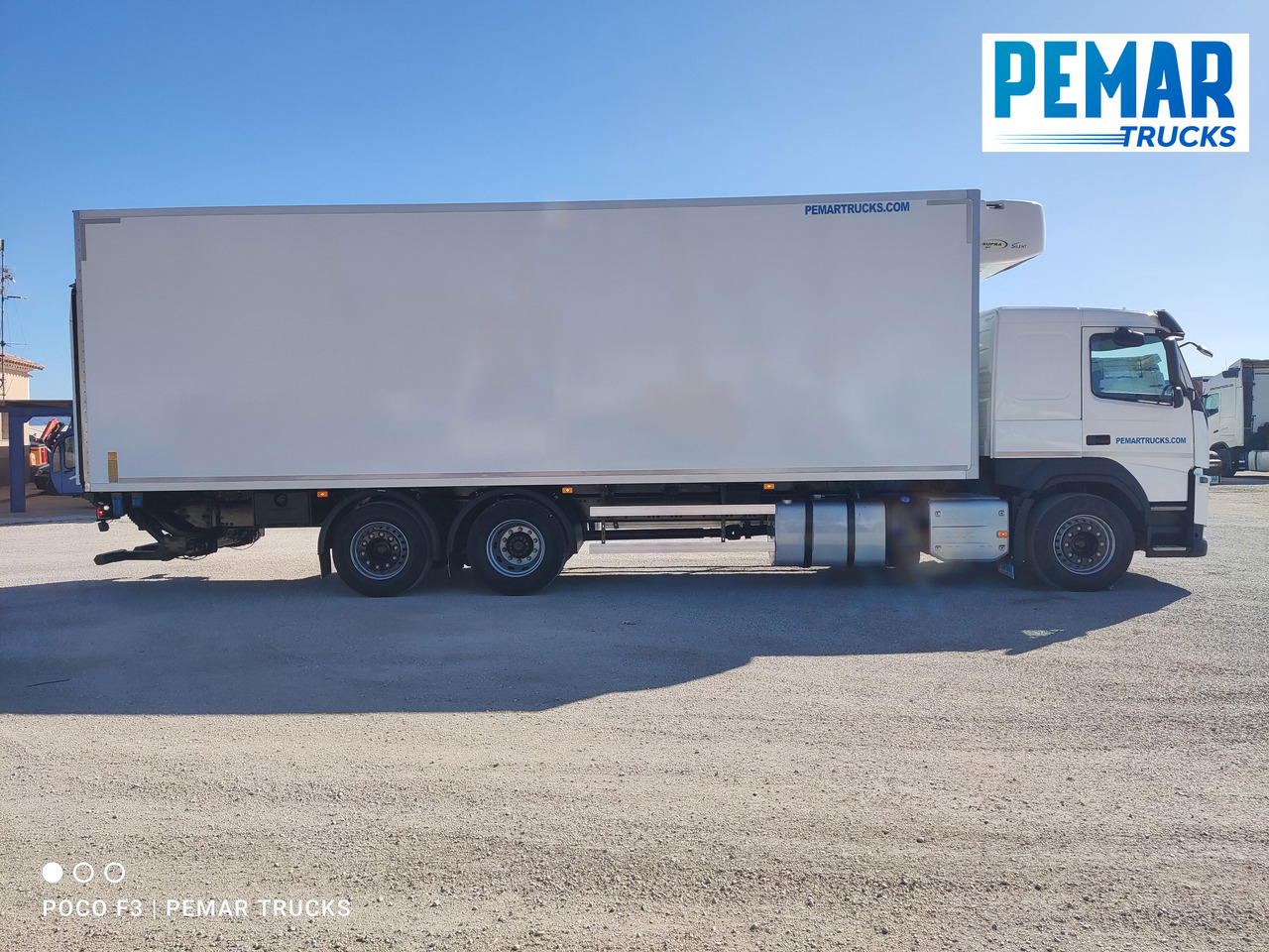 VOLVO FM 420 6X2 FRIGORIFICO - Вантажівка: фото 4 VOLVO FM 420 6X2 FRIGORIFICO - Вантажівка: фото 4