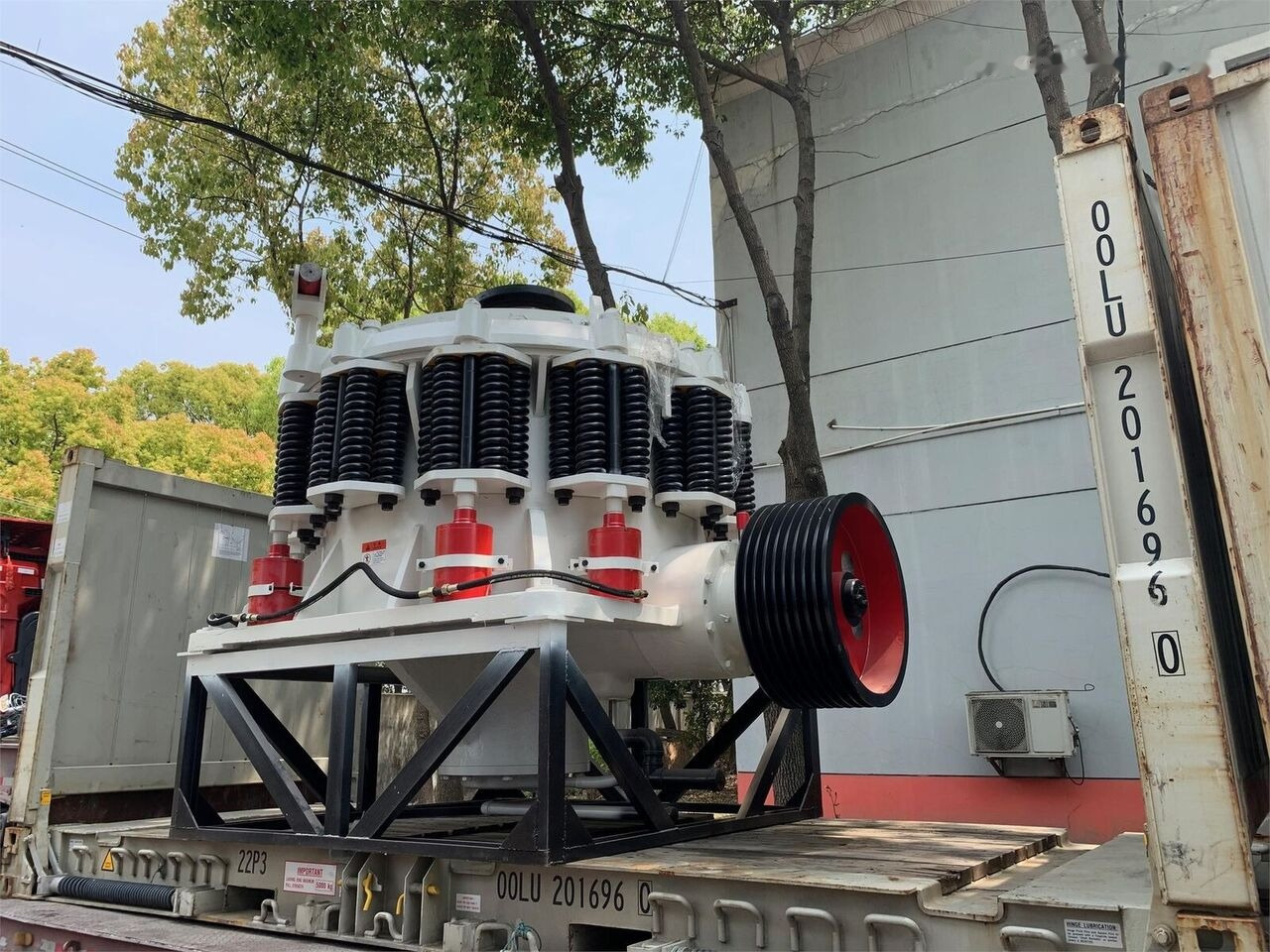 Kinglink 5.5 Feet Symons Cone Crusher KLC1680 - Конусна дробарка: фото 2 Kinglink 5.5 Feet Symons Cone Crusher KLC1680 - Конусна дробарка: фото 2